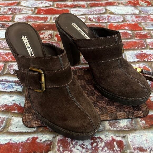 Via Spiga Brown suede slide clog with bronze buck and large tread sole - Picture 1 of 7
